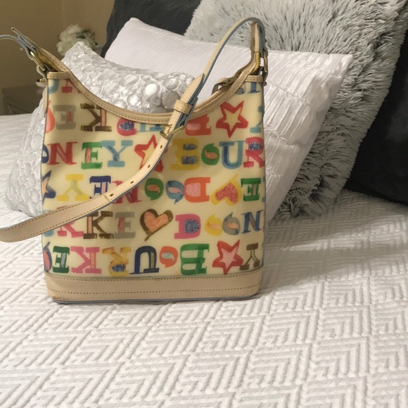 Dooney & Bourke Handbags - 🖤 FINAL PRICE🖤DOONEY & BOURKE HANDBAG